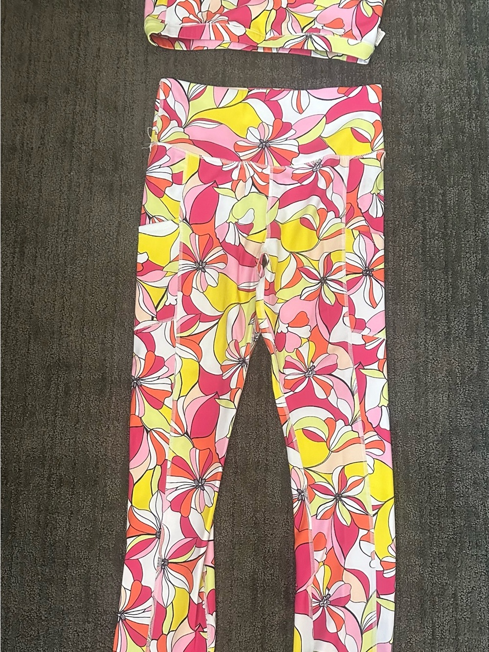 JustFab Floral Print Leggings & Sports Bra - Pink Yellow & white floral pattern